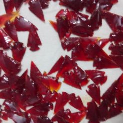 RED COLOR GLASS ARROWHEAD (1 INCH)